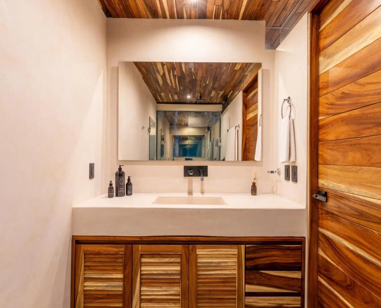 Chay Glass Jungle House Τουλούμ Διαμέρισμα