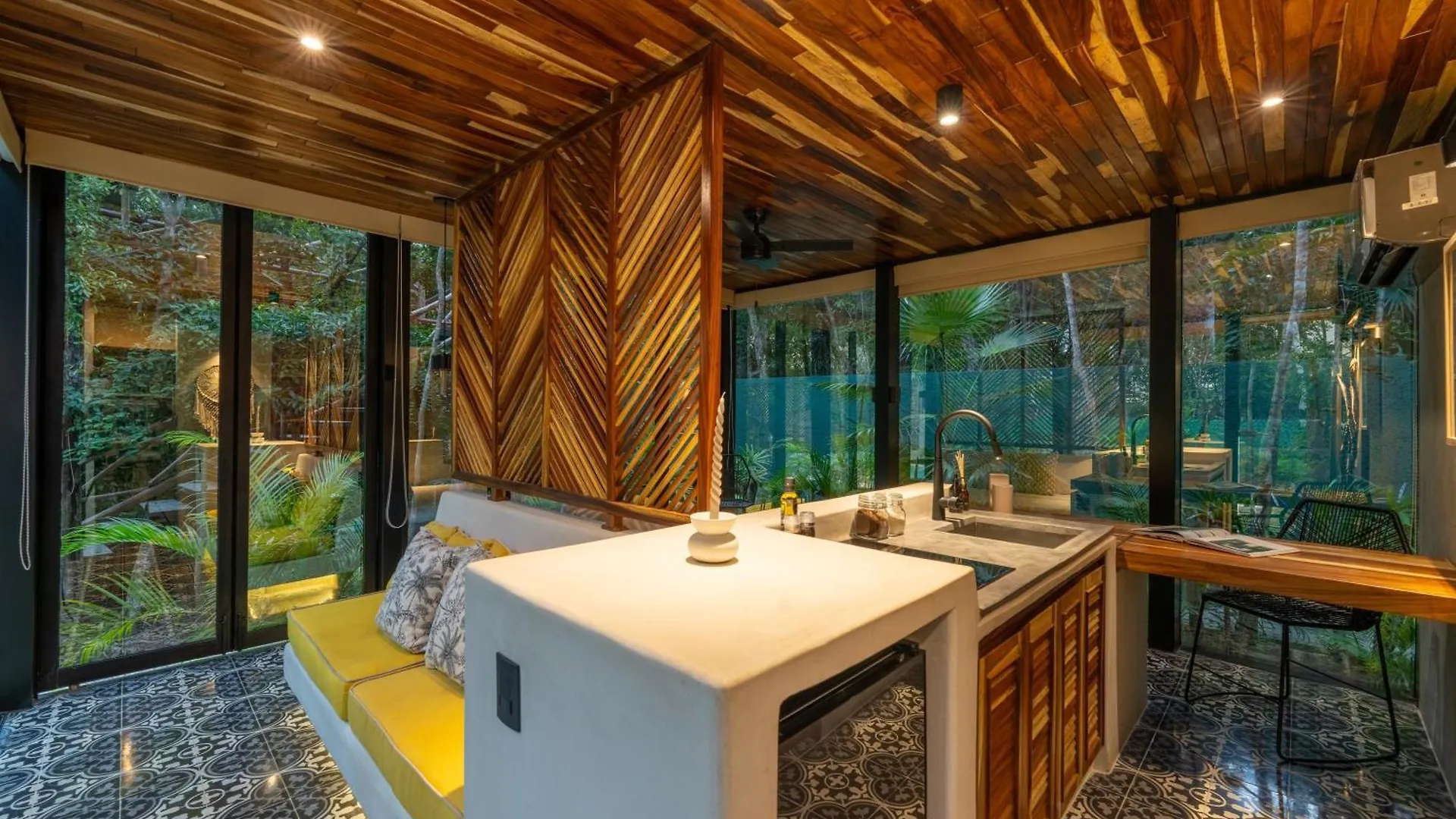 Chay Glass Jungle House 图卢姆 公寓